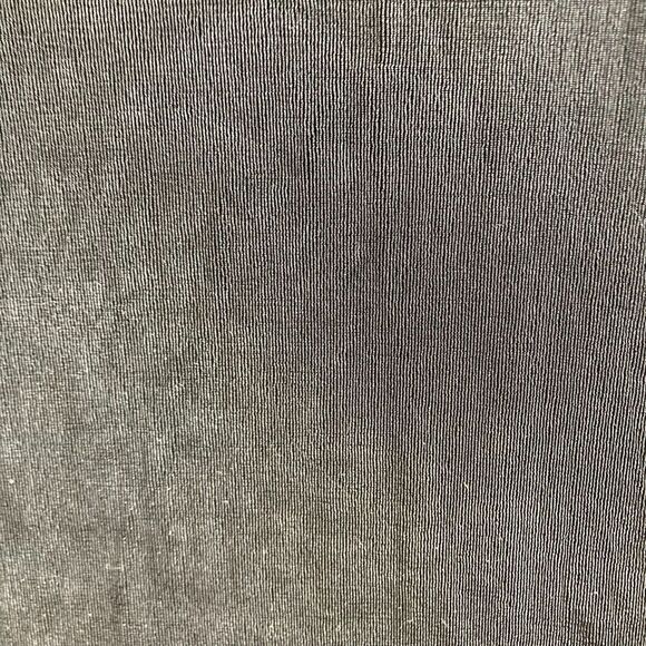 Chicos Women's Black Round Neck Pleated Asymmetrical Hem Basic‎ Top Size 2 - Picture 10 of 11